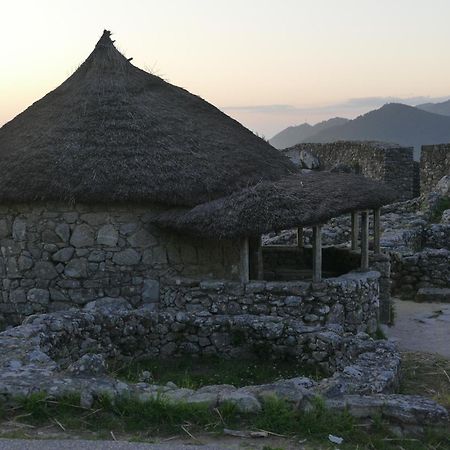 Casita A Estrenar En Finca Con Rio Proxima A Tui, Gondomar Y Portugal. المظهر الخارجي الصورة